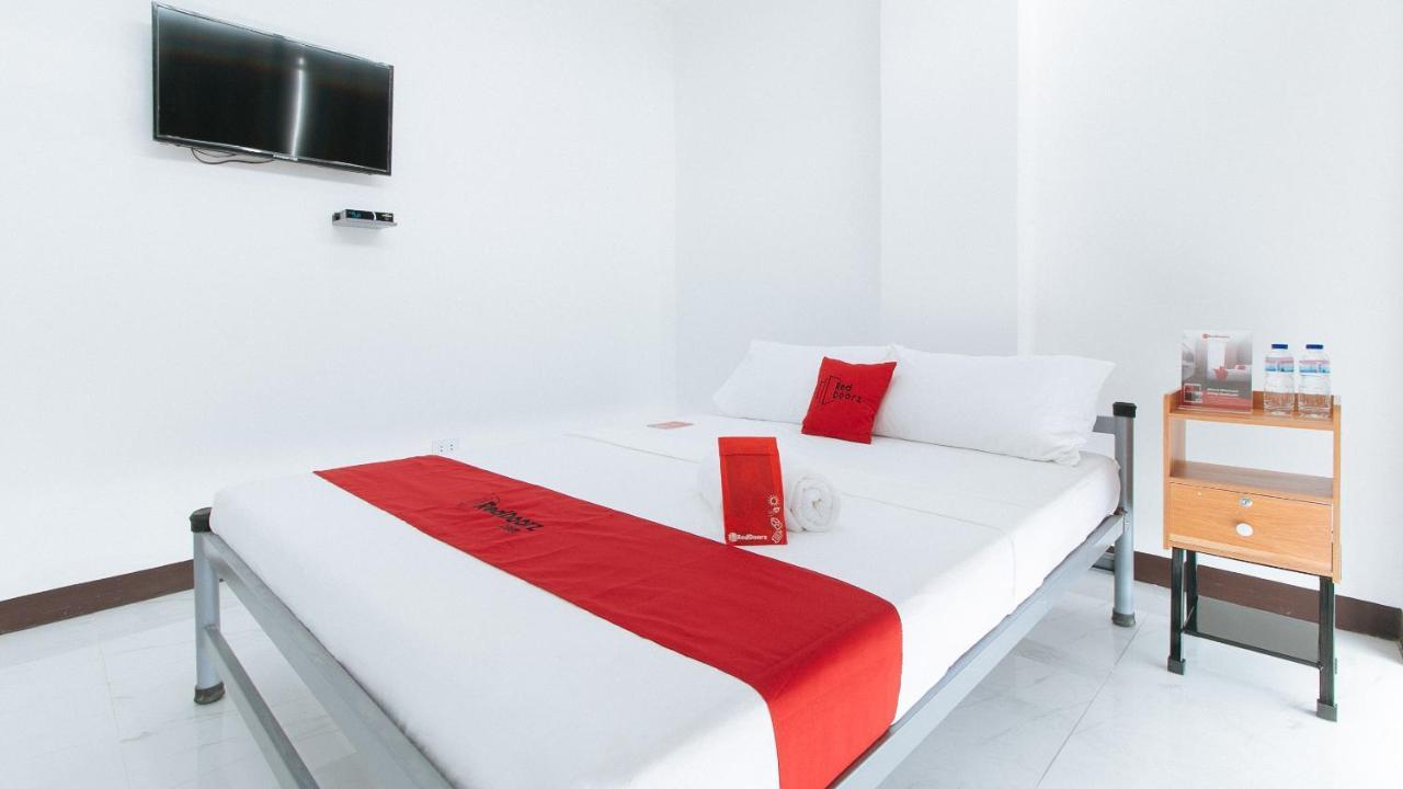 Reddoorz At Good 101 Paranaque Paranaque City Екстер'єр фото