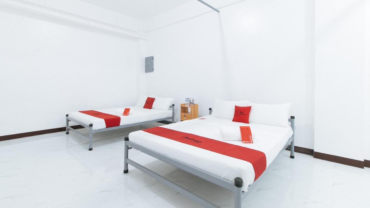 Reddoorz At Good 101 Paranaque Paranaque City Екстер'єр фото