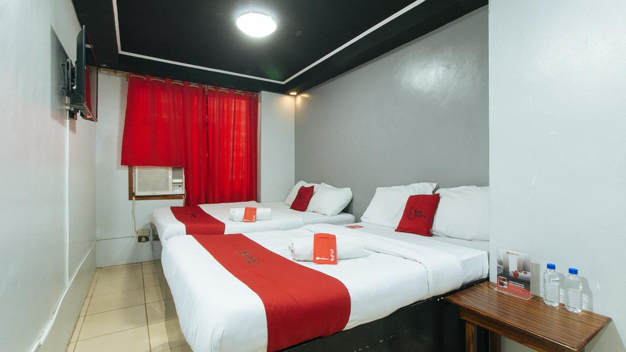 Reddoorz At Good 101 Paranaque Paranaque City Екстер'єр фото